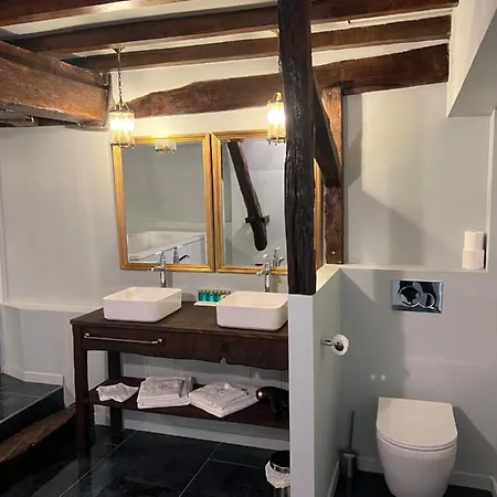 24h Le Mans Chateau De Lauresse D'hotes Luxe Konukevi 4*