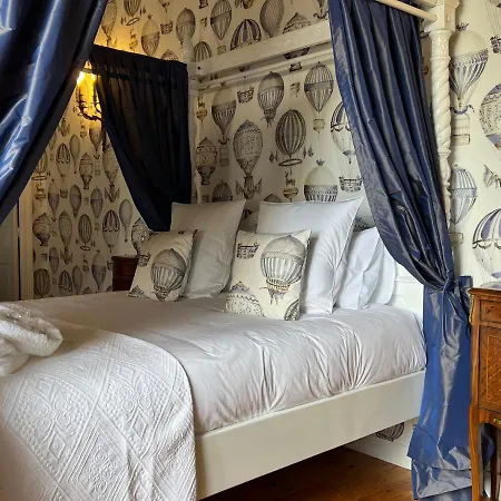 24h Le Mans Chateau De Lauresse D'hotes Luxe 招待所 4*