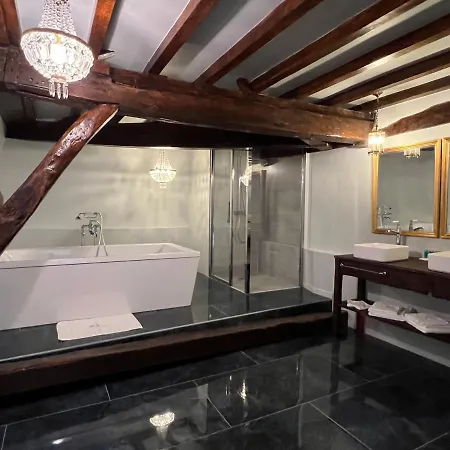 Guest house 24h Le Mans Chateau De Lauresse D'hotes Luxe Lombron