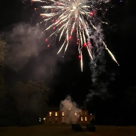 24h Le Mans Chateau De Lauresse D'hotes Luxe 4* Lombron