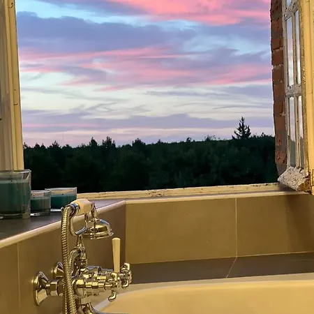 24h Le Mans Chateau De Lauresse D'hotes Luxe, Avec Services Lombron